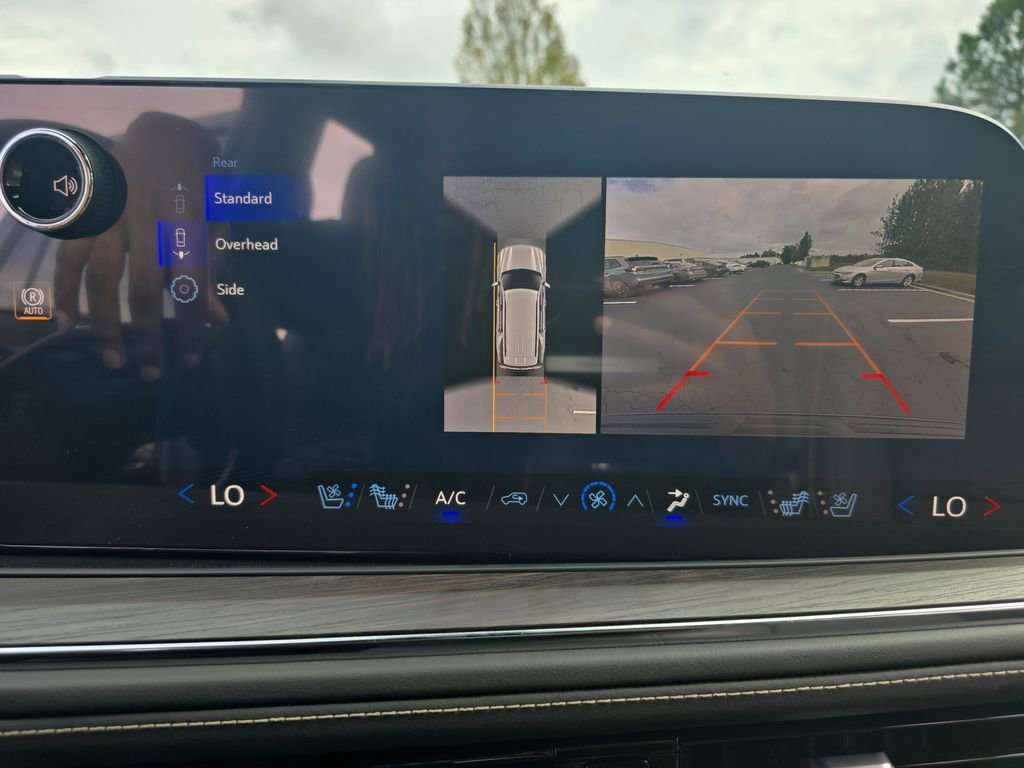 2026 Chevrolet Tahoe Premier - Photo 23