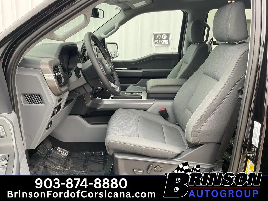 New 2026 Agate Black Metallic Ford XLT image 11