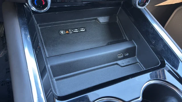 Used 2025 Black Chevrolet LT image 39