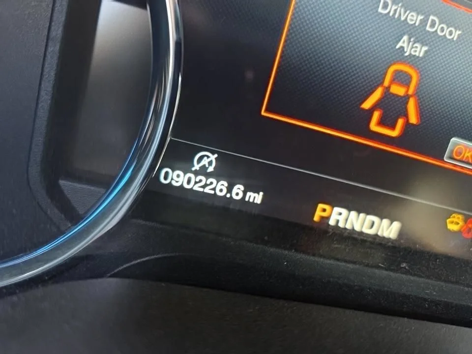 Used 2019 Blue Ford Lariat image 7