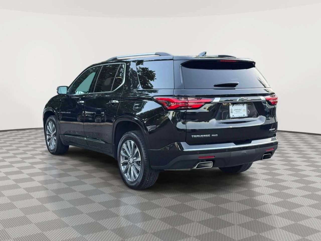 Used 2023 Mosaic Black Metallic Chevrolet AWD Premier image 5