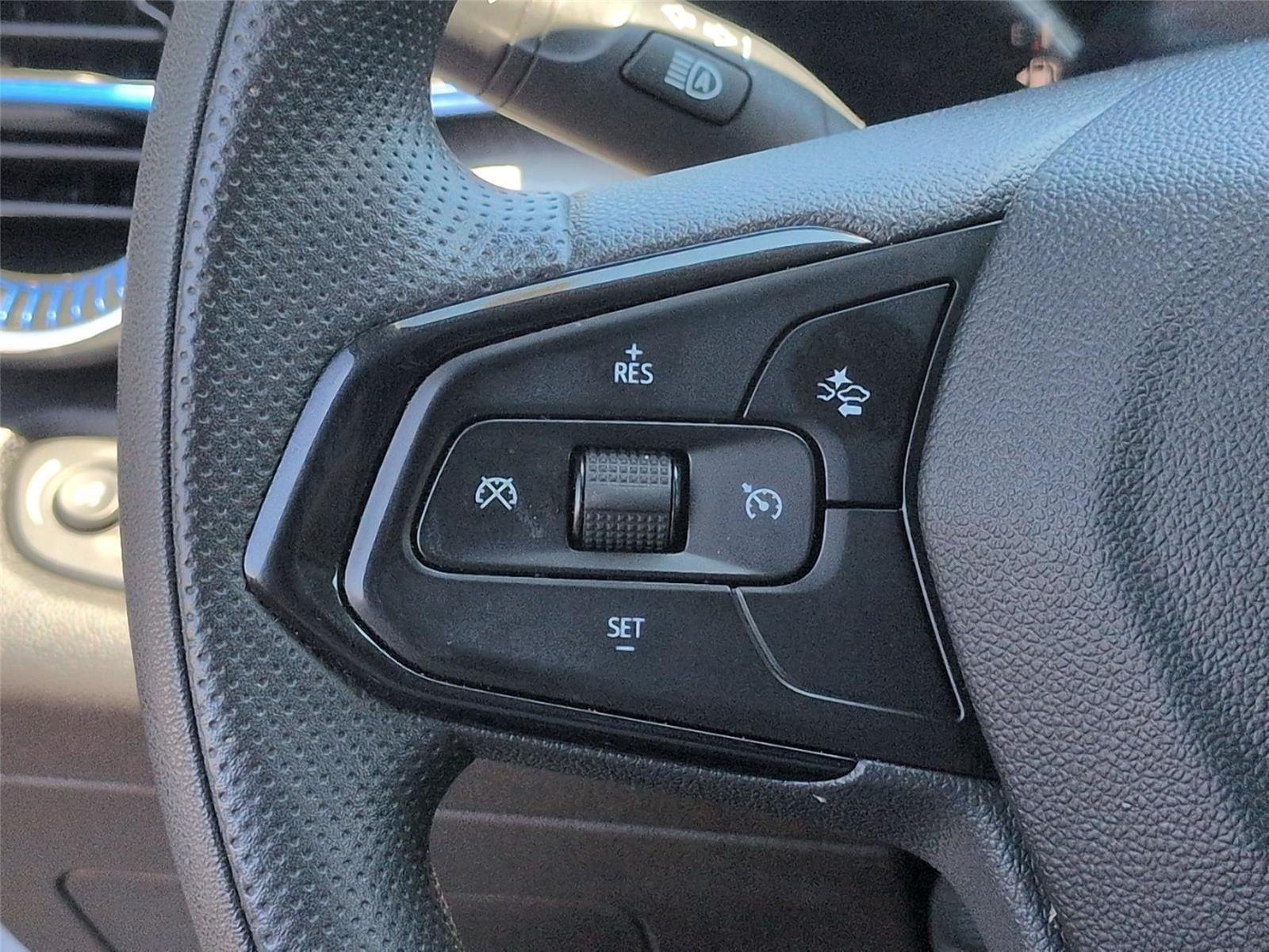 Used 2025  CHEVROLET 1LT image 20