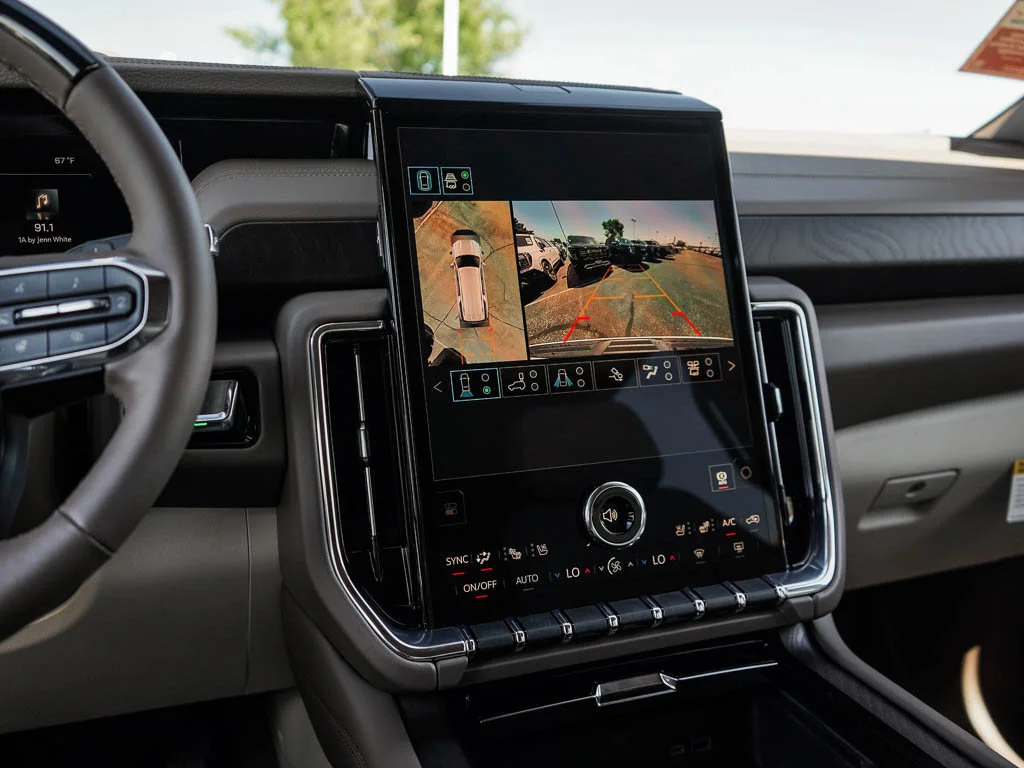 2026 GMC Yukon XL Denali - Photo 27