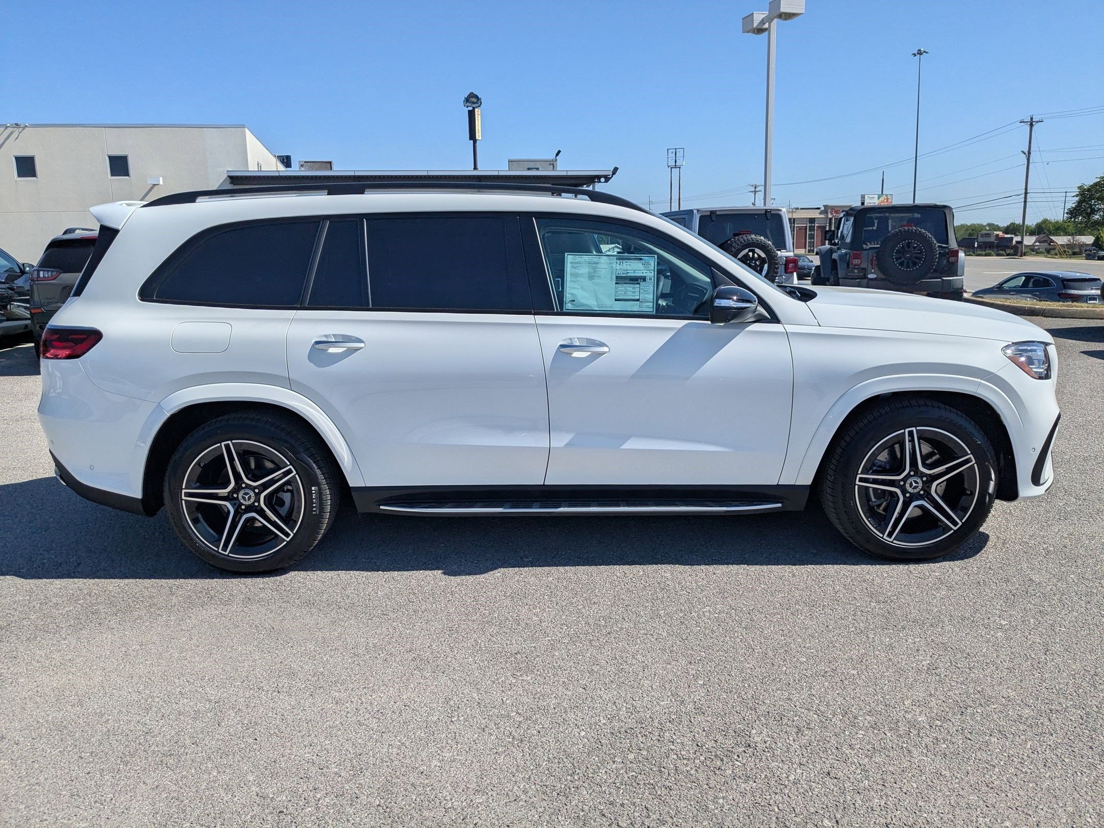 New 2026 Polar White Mercedes-Benz GLS 450 image 42