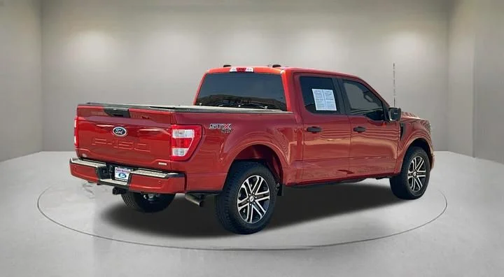 Certified Used 2023 Hot Pepper Red Metallic Tinted Clearcoat Ford XL image 4