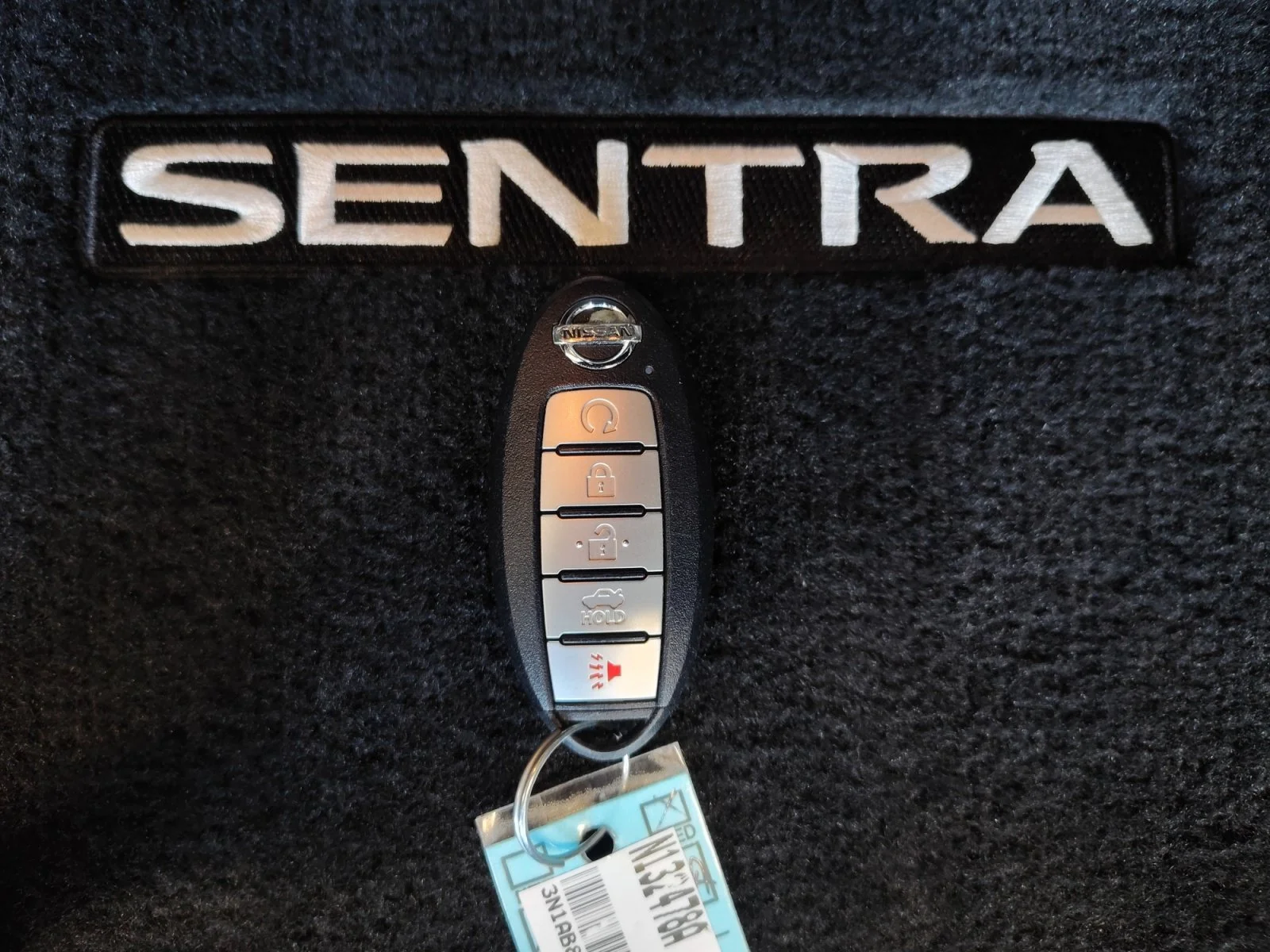 Used 2022 Brilliant Silver Metallic Nissan SV image 30