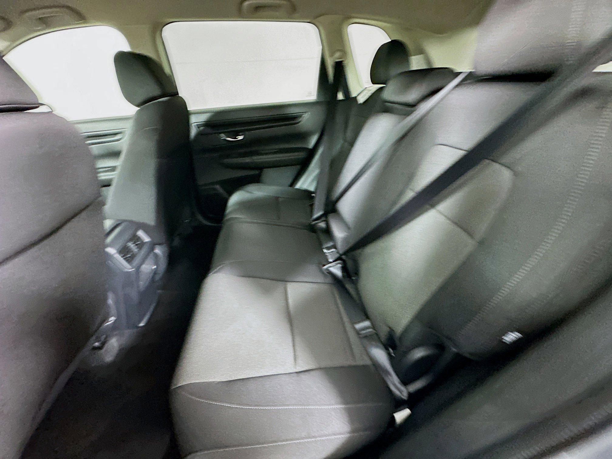 2025 Honda CR-V LX - Photo 18