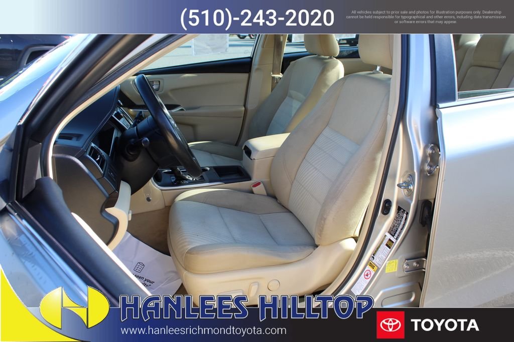 2015 Toyota Camry LE - Photo 12