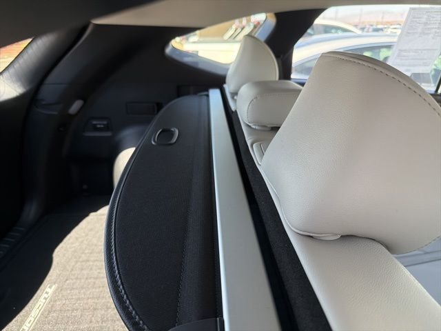 Used 2022 Gray Hyundai SEL image 6