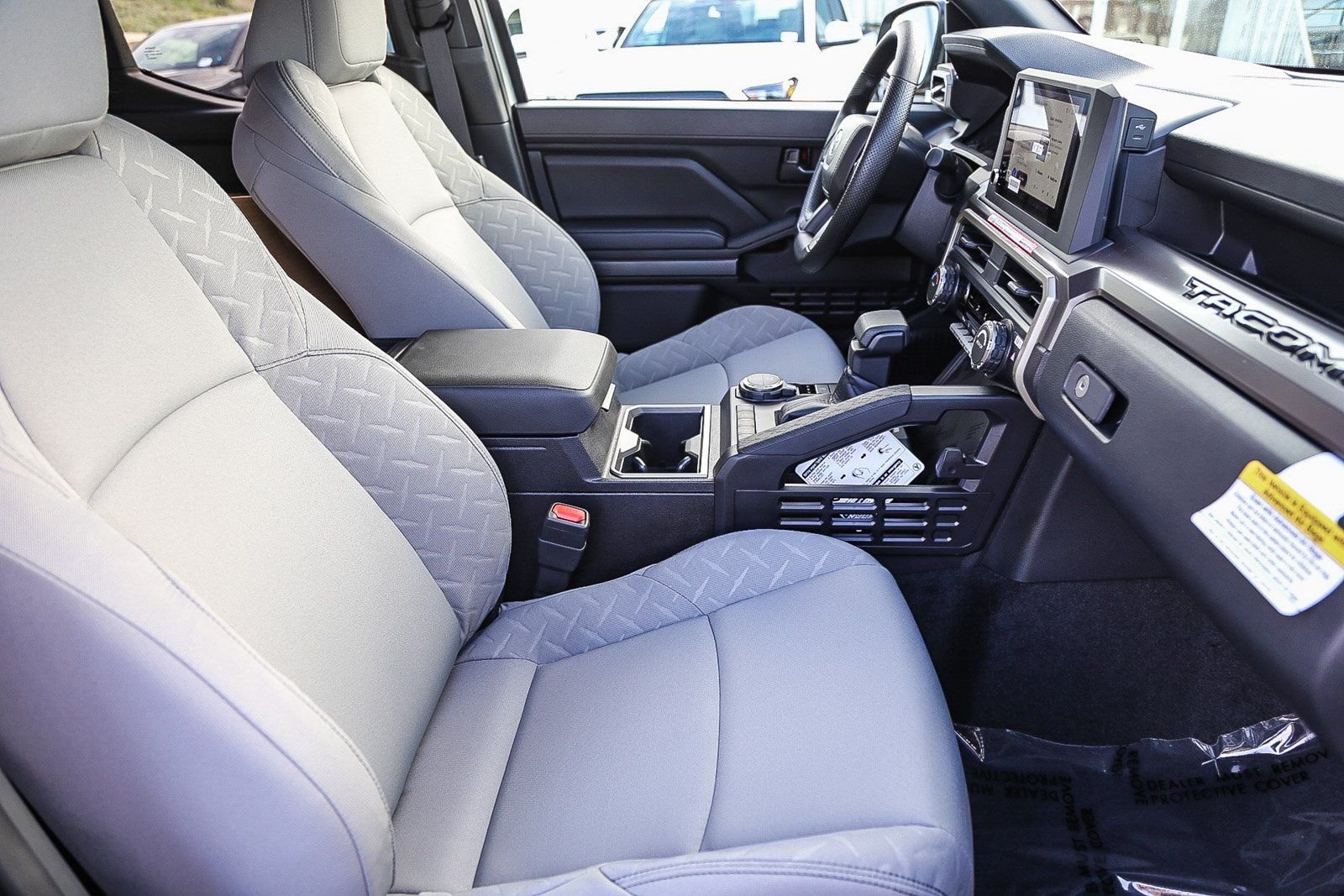2026 Toyota Tacoma SR5 - Photo 16