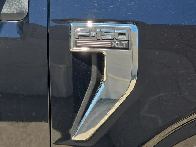 Used 2021 Agate Black Metallic Ford XLT image 36