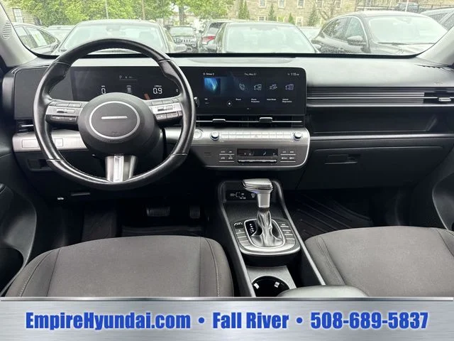 Used 2024 White Hyundai SEL image 12