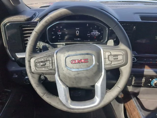 New 2026 Sterling Metallic GMC Elevation image 16