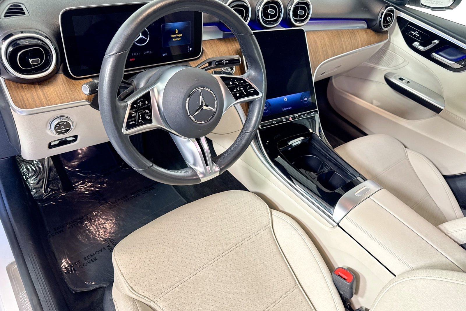 Used 2024 Polar White Mercedes-Benz C 300 image 9