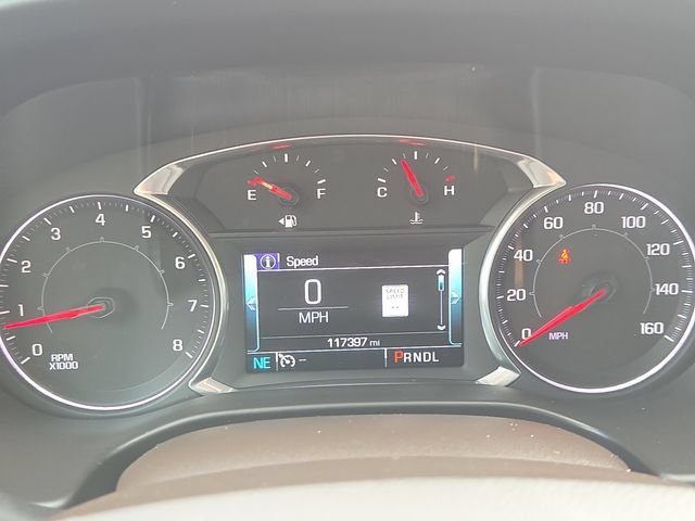 Used 2017 WHITE FROST TRICOAT GMC SLT image 28