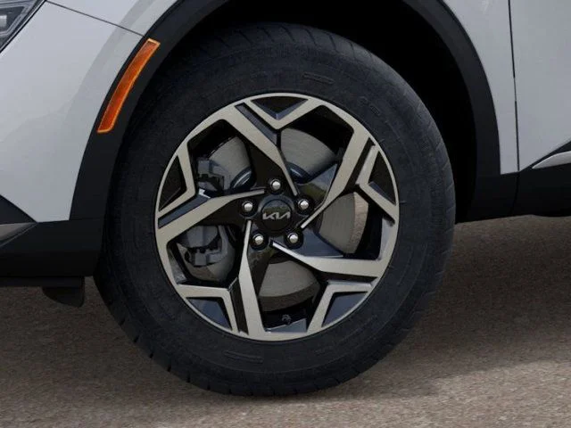 New 2025 Snow White Pearl Kia LX image 9