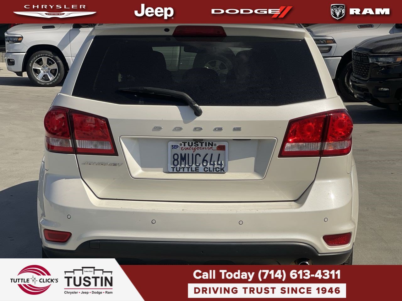 Used 2019 White Noise Tri-Coat Dodge SE image 14