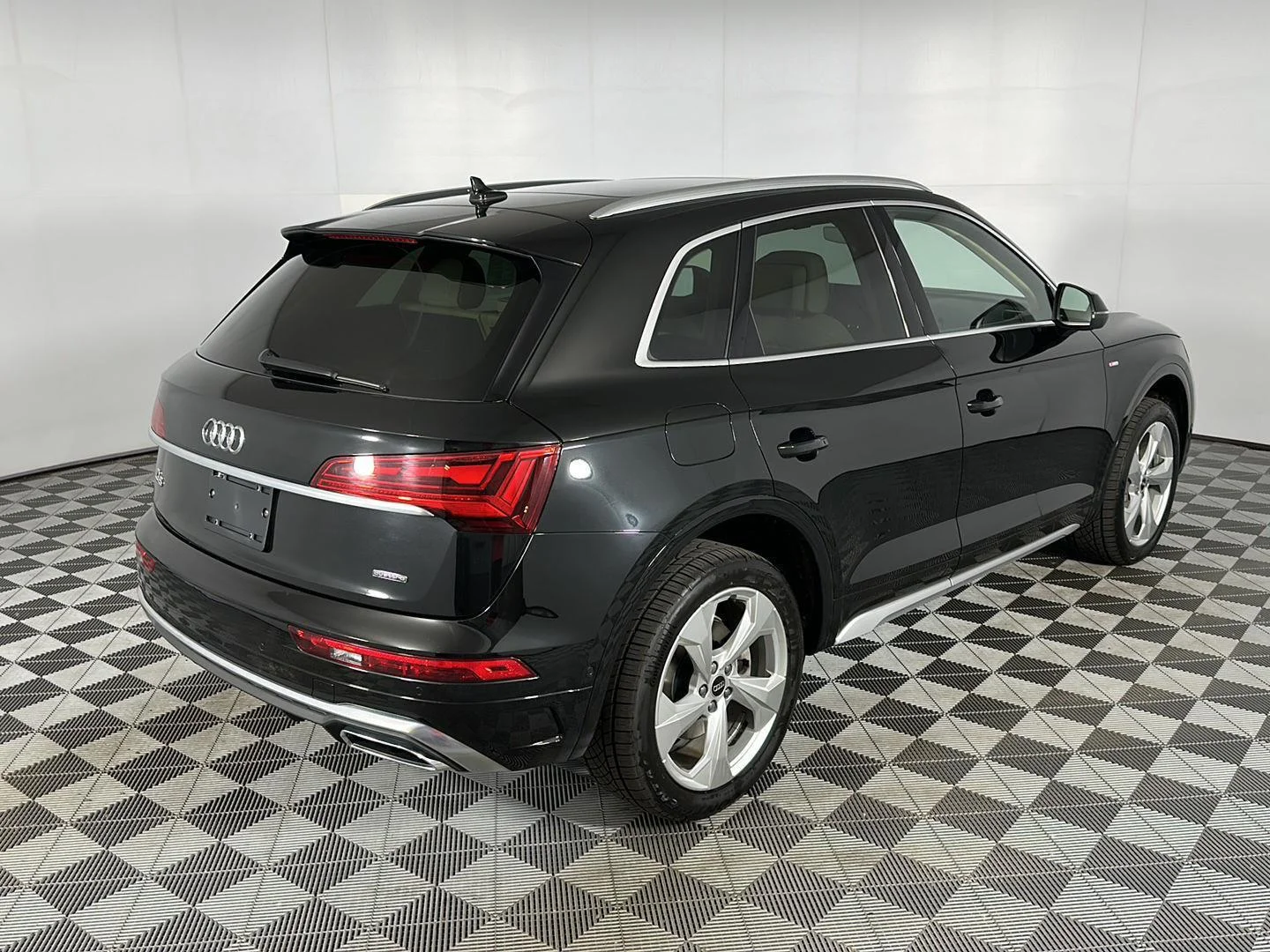 Used 2023 Mythos Black Metallic Audi S line Prestige image 8