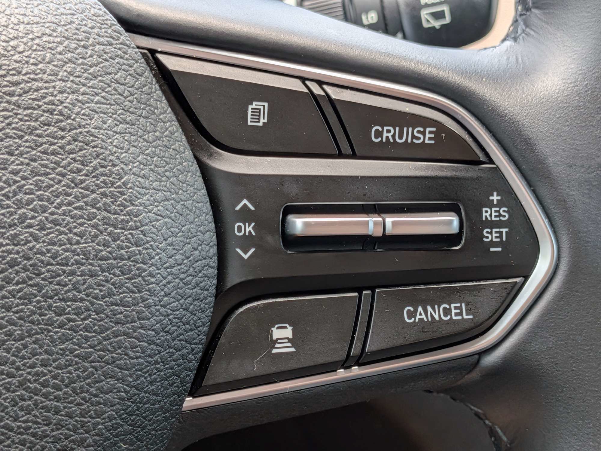 Used 2019 Earthy Bronze Hyundai SEL Plus image 32