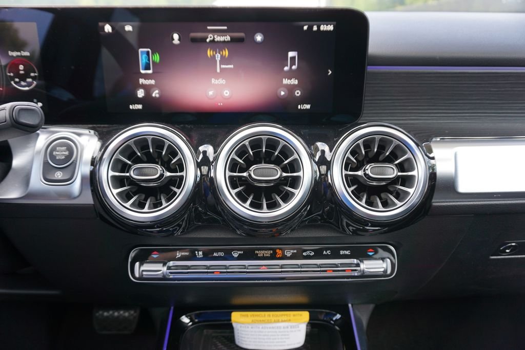 2025 Mercedes-Benz GLB Base - Photo 37