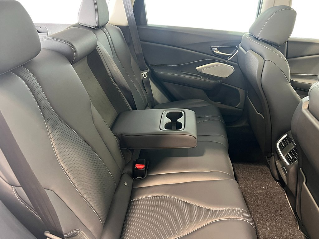 New 2026 Solar Silver Metallic Acura w/Technology Package image 34