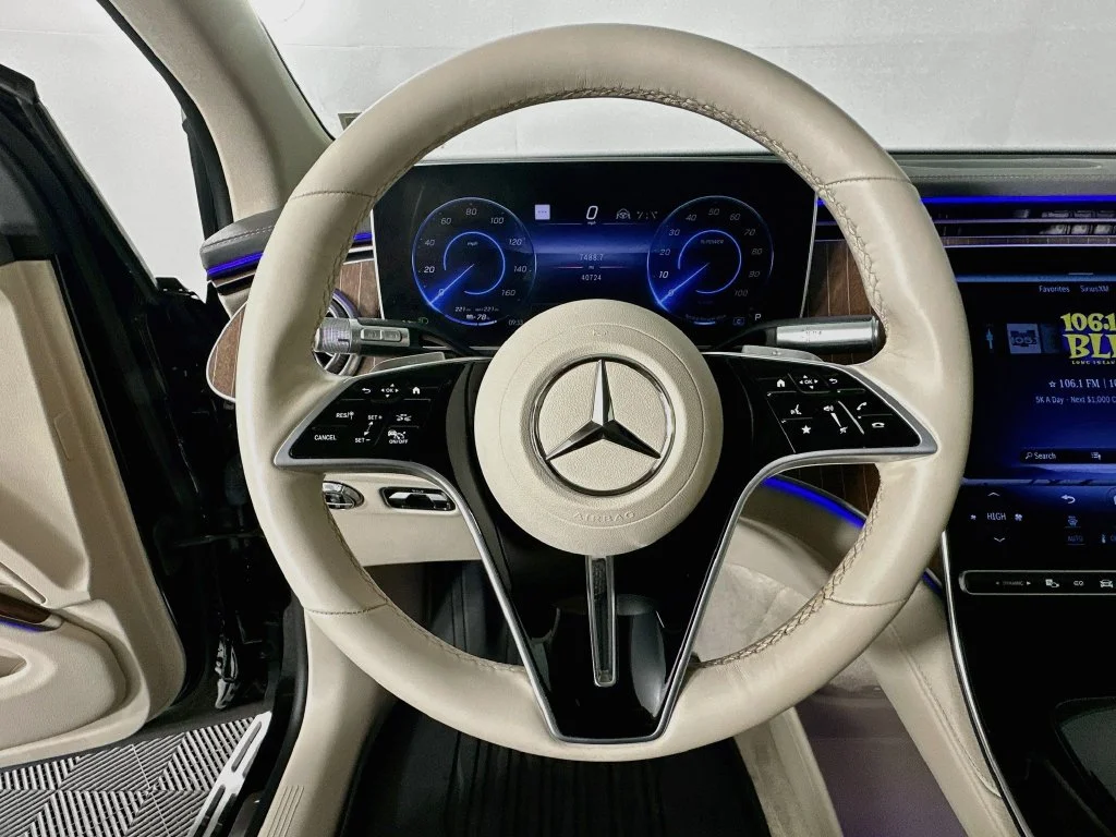 Used 2023 Black Mercedes-Benz 450 image 9