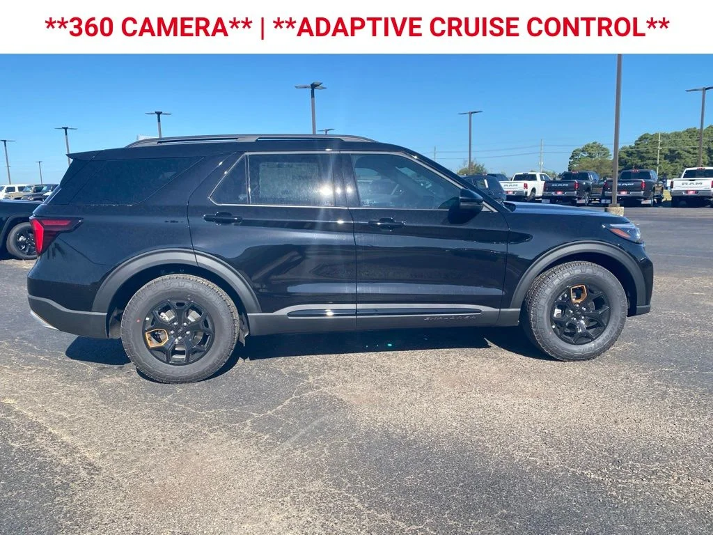 New 2026 Agate Black Metallic Ford Tremor® image 10