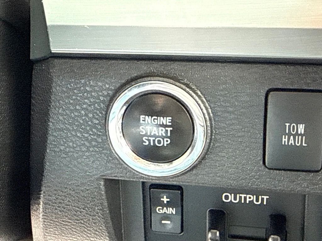 Used 2020 Gray Toyota Platinum image 27