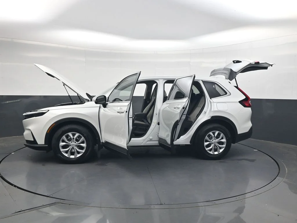 New 2026 Platinum White Pearl Honda LX image 43