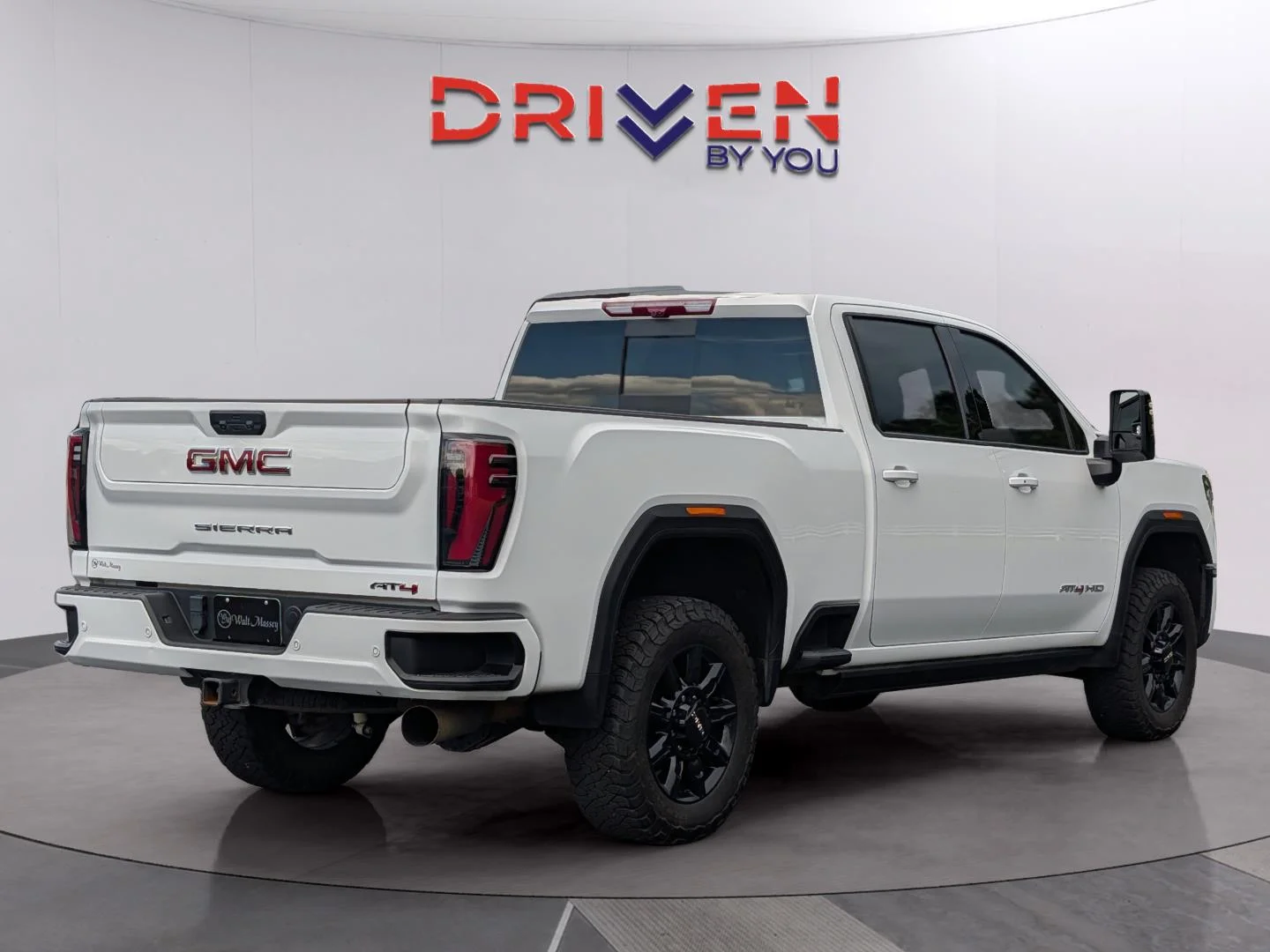 Used 2024 Summit White GMC AT4 image 5