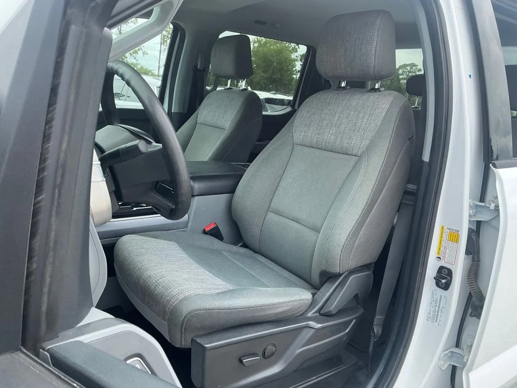 Used 2025 White Ford XLT image 41