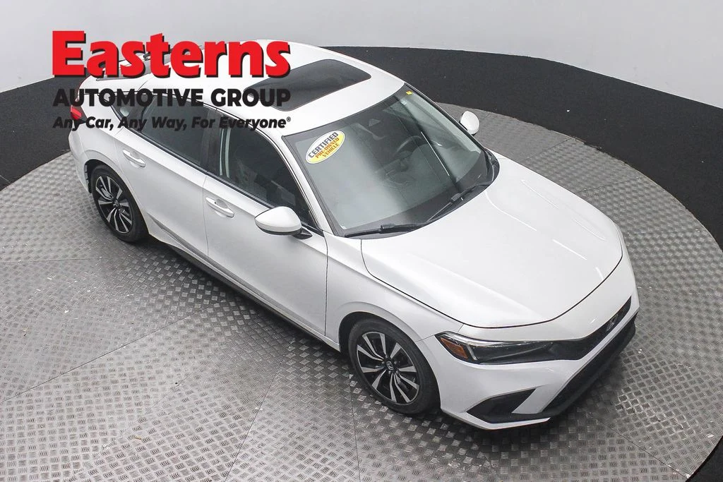 Used 2023 White Honda EX-L image 3