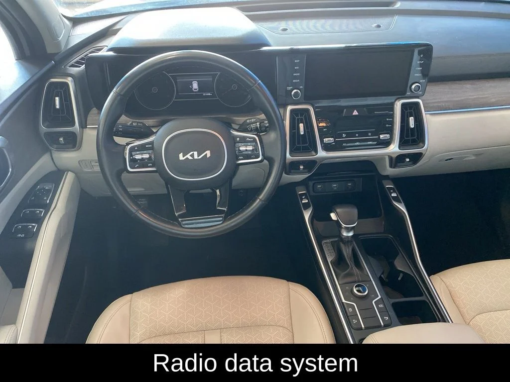 Used 2022 Gray Kia S image 5