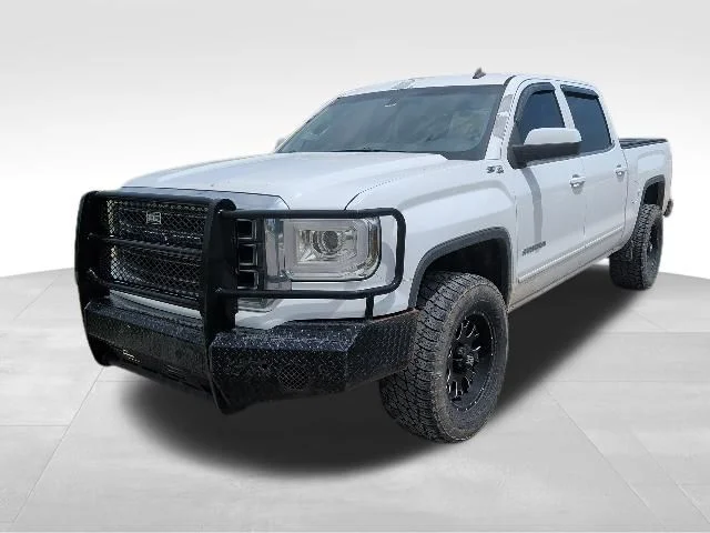 Used 2014 White GMC SLE image 8