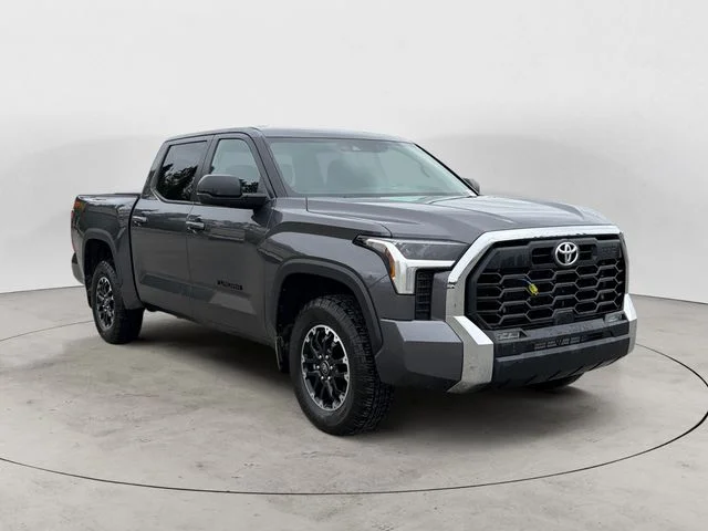 Used 2025 Gray Toyota SR5 image 3
