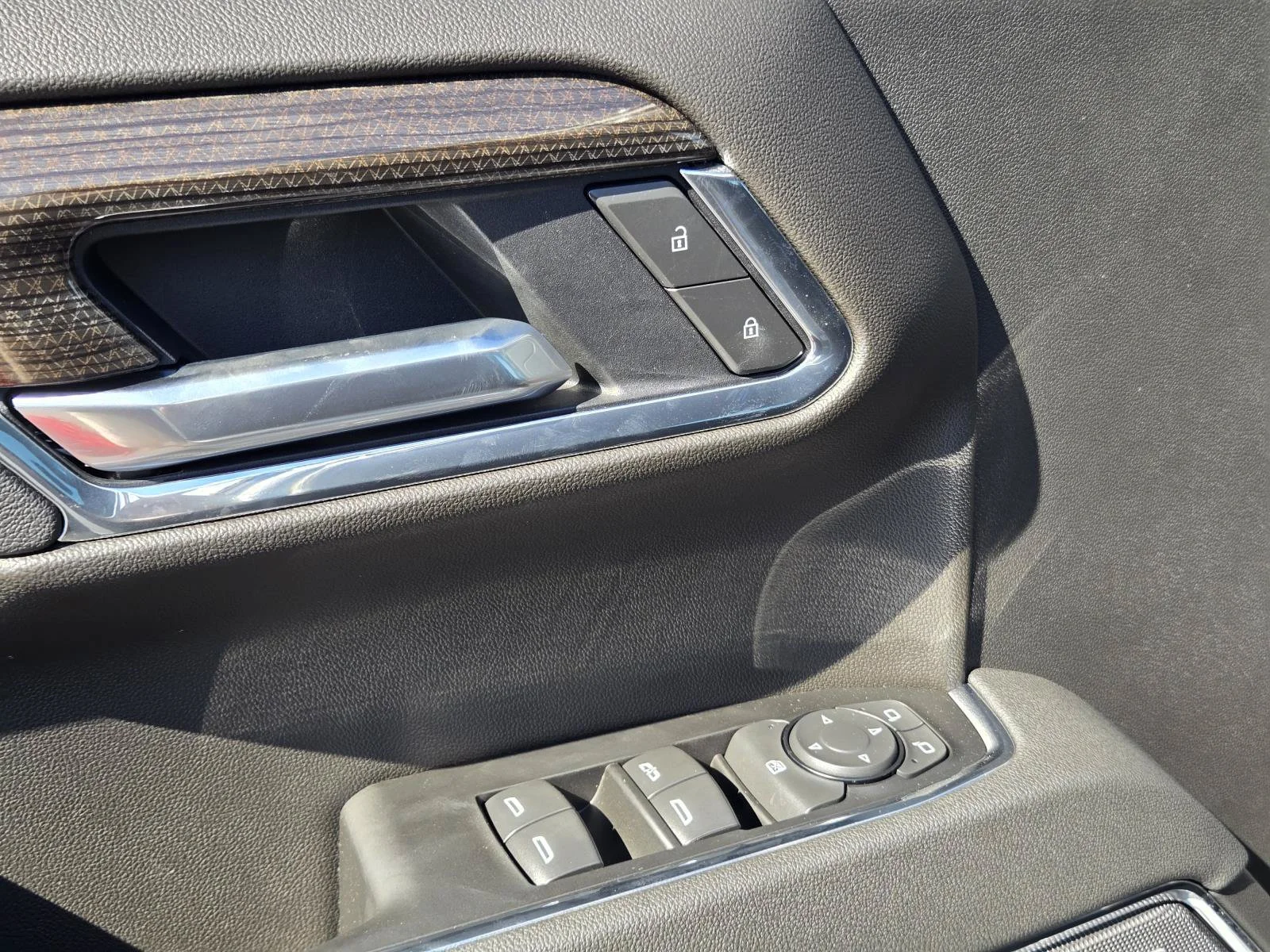 New 2026 Sterling Gray Metallic Chevrolet LT Trail Boss image 21