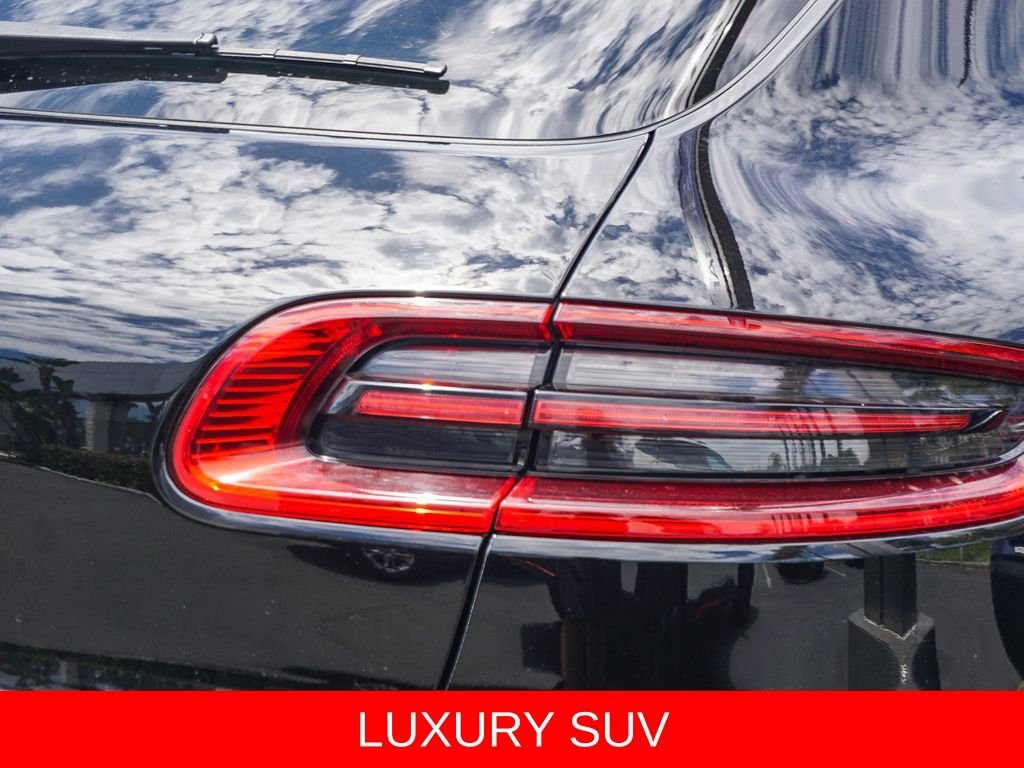 Used 2018 Black Porsche Base image 7