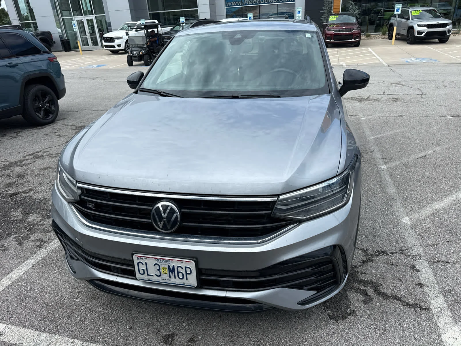 Used 2024 Volkswagen Tiguan SE R-LINE BLACK with VIN 3VV8B7AX5RM204418 for sale in Kansas City