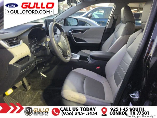 Used 2024 Midnight Black Metallic Toyota XLE Premium image 7