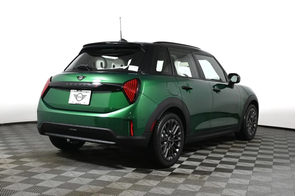 New 2027 Green MINI Cooper S image 7