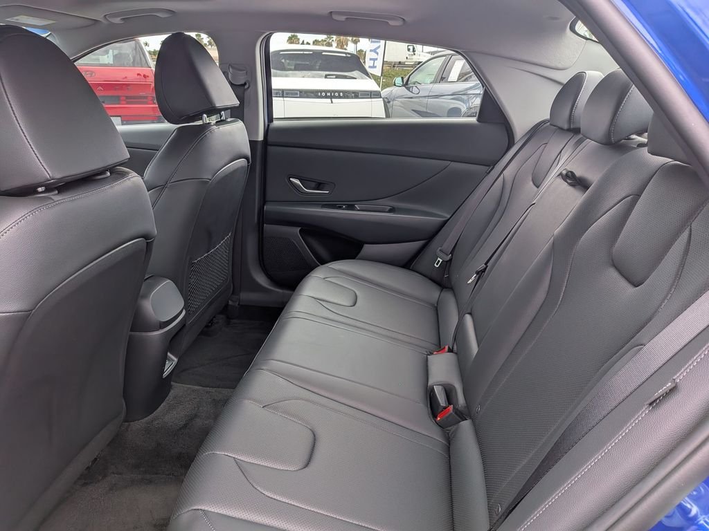 2026 Hyundai Elantra Limited - Photo 30