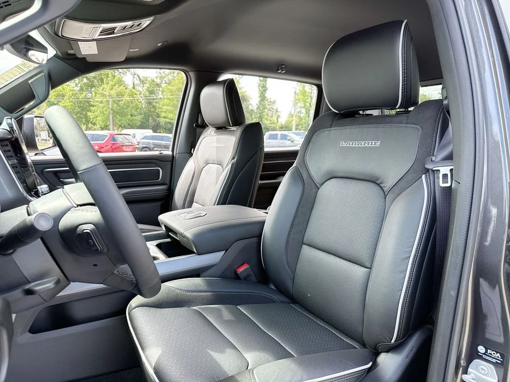 2026 RAM 1500 Laramie - Photo 12