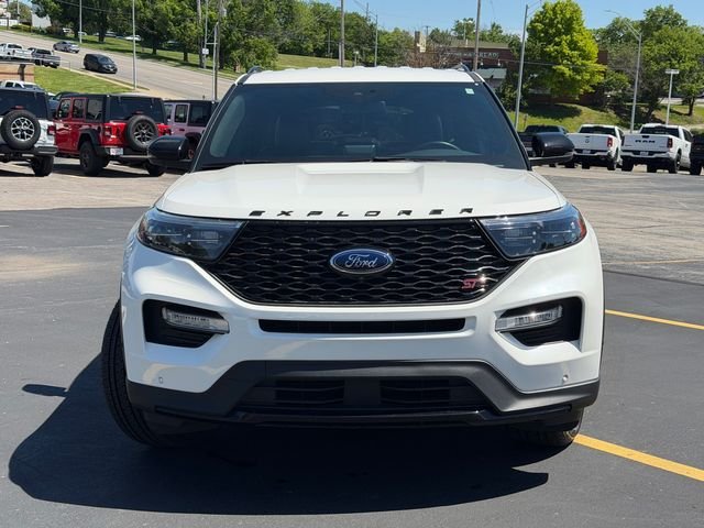 Used 2020 White Ford ST image 3