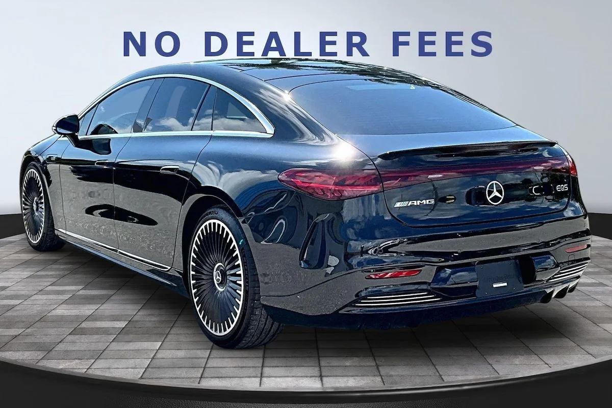 Used 2023  Mercedes-Benz 4MATIC®+ image 4