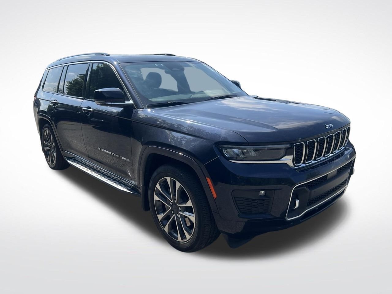 Used 2023 Black Jeep Overland image 9