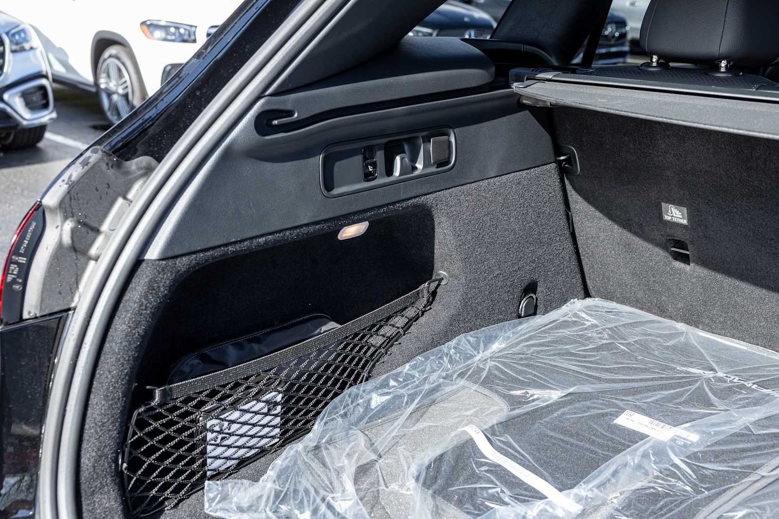 New 2026 Black Mercedes-Benz GLC 300 image 29