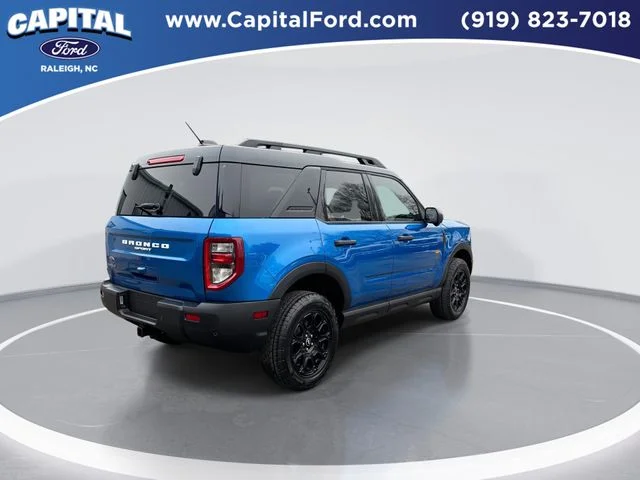Used 2025 Blue Ford Badlands image 8