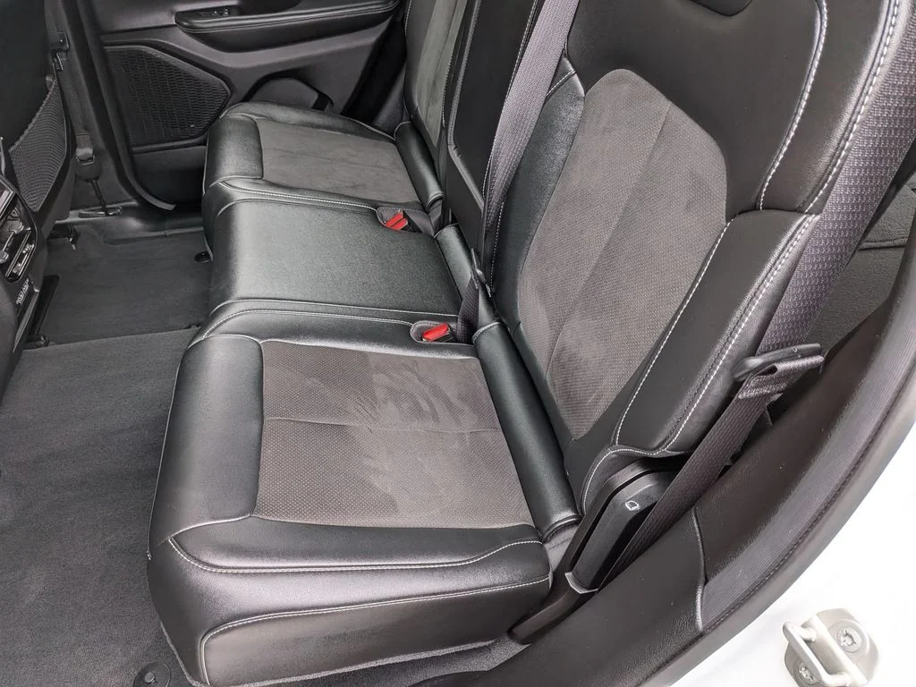 Used 2023 White Jeep Altitude X image 24