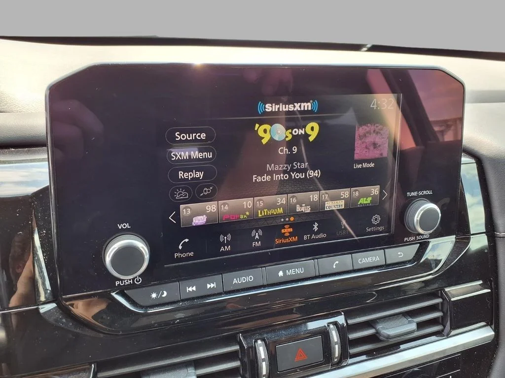 Used 2025 Black Nissan SV image 5