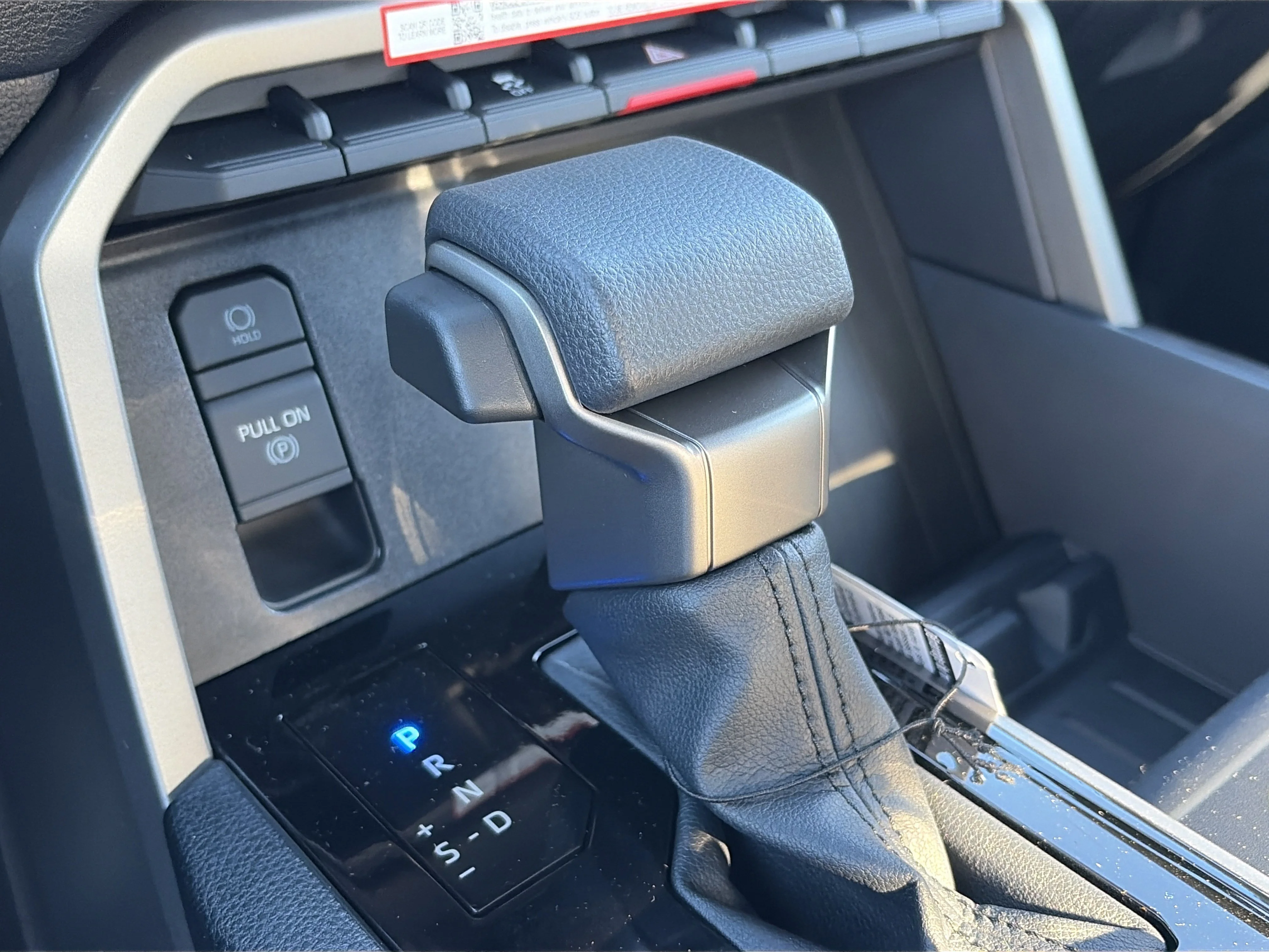 2026 Toyota Tundra SR5 - Photo 8